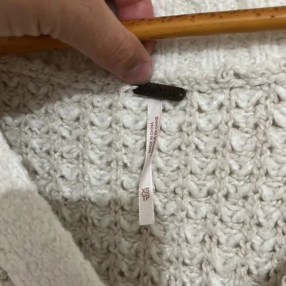 Free People Oversized Knit Sweater - Picture 3 of 6